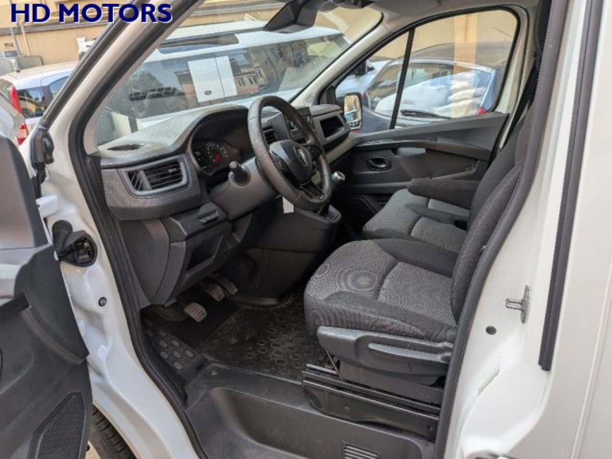 Renault Trafic Furgone T29 2.0 dCi 110CV PC-TN Furgone Ice Plus (8)