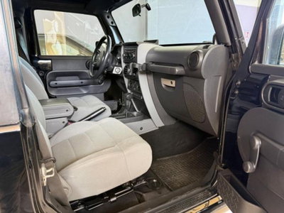 Jeep Wrangler 3.8 Rubicon Auto (9)