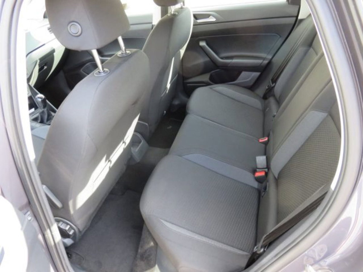 Volkswagen Taigo 1.0 tsi Life 95cv (10)