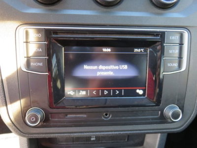 Volkswagen Caddy 1.4 TGI Trendline (13)