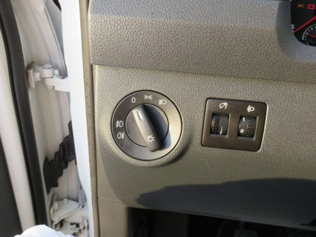 Volkswagen Caddy 1.4 TGI Trendline (15)