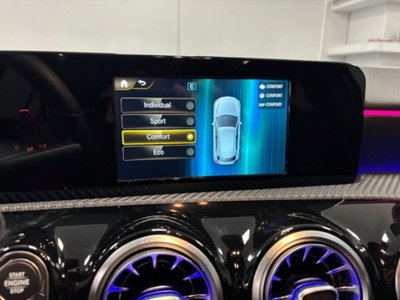 Mercedes-Benz Classe A Sedan 180 d 4p. Premium (11)