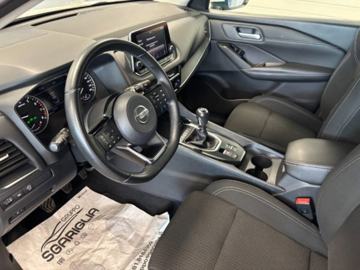 Nissan Qashqai 1.3 mhev Acenta 2wd 140cv (12)