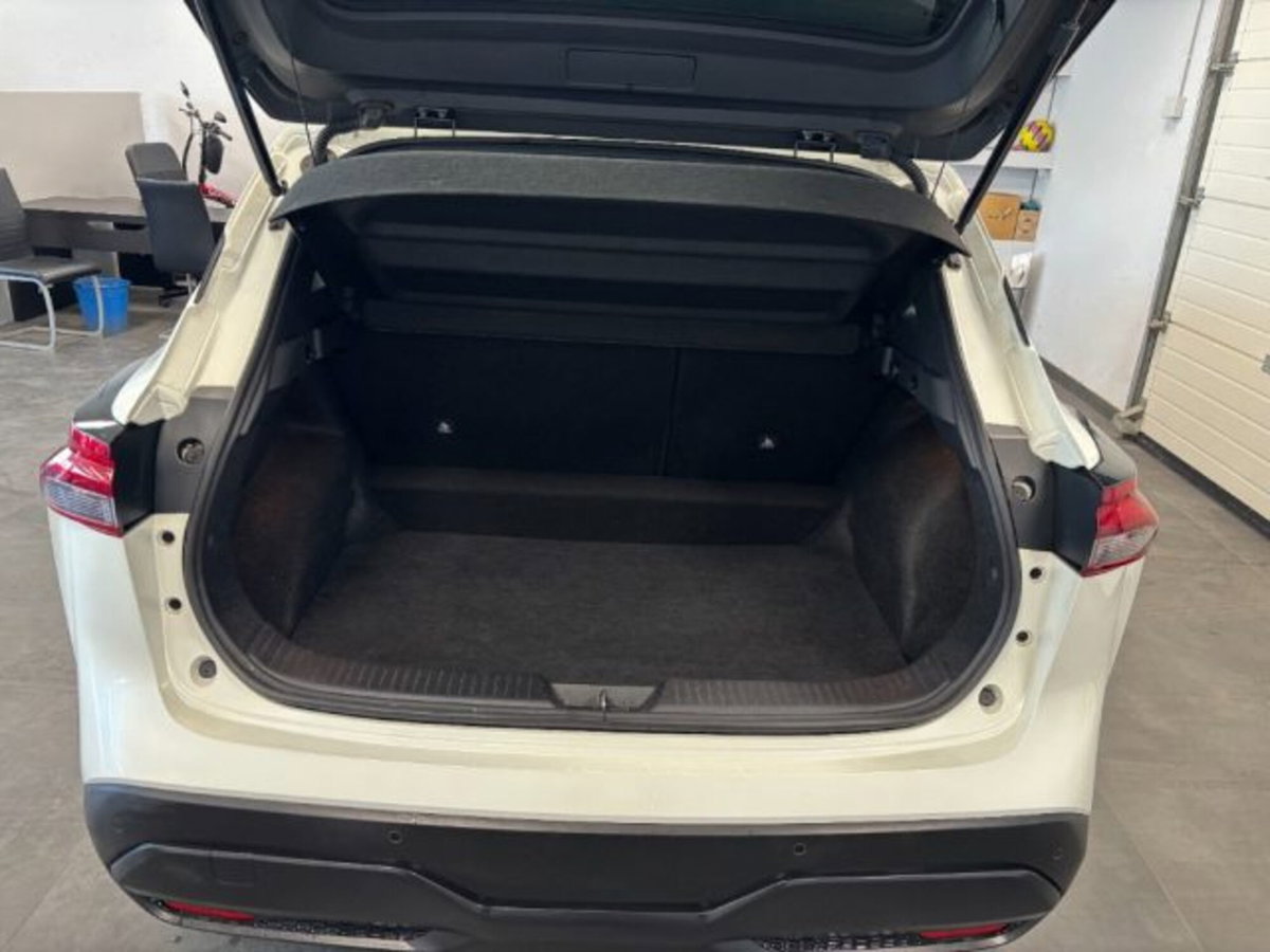 Nissan Qashqai 1.3 mhev Acenta 2wd 140cv (18)