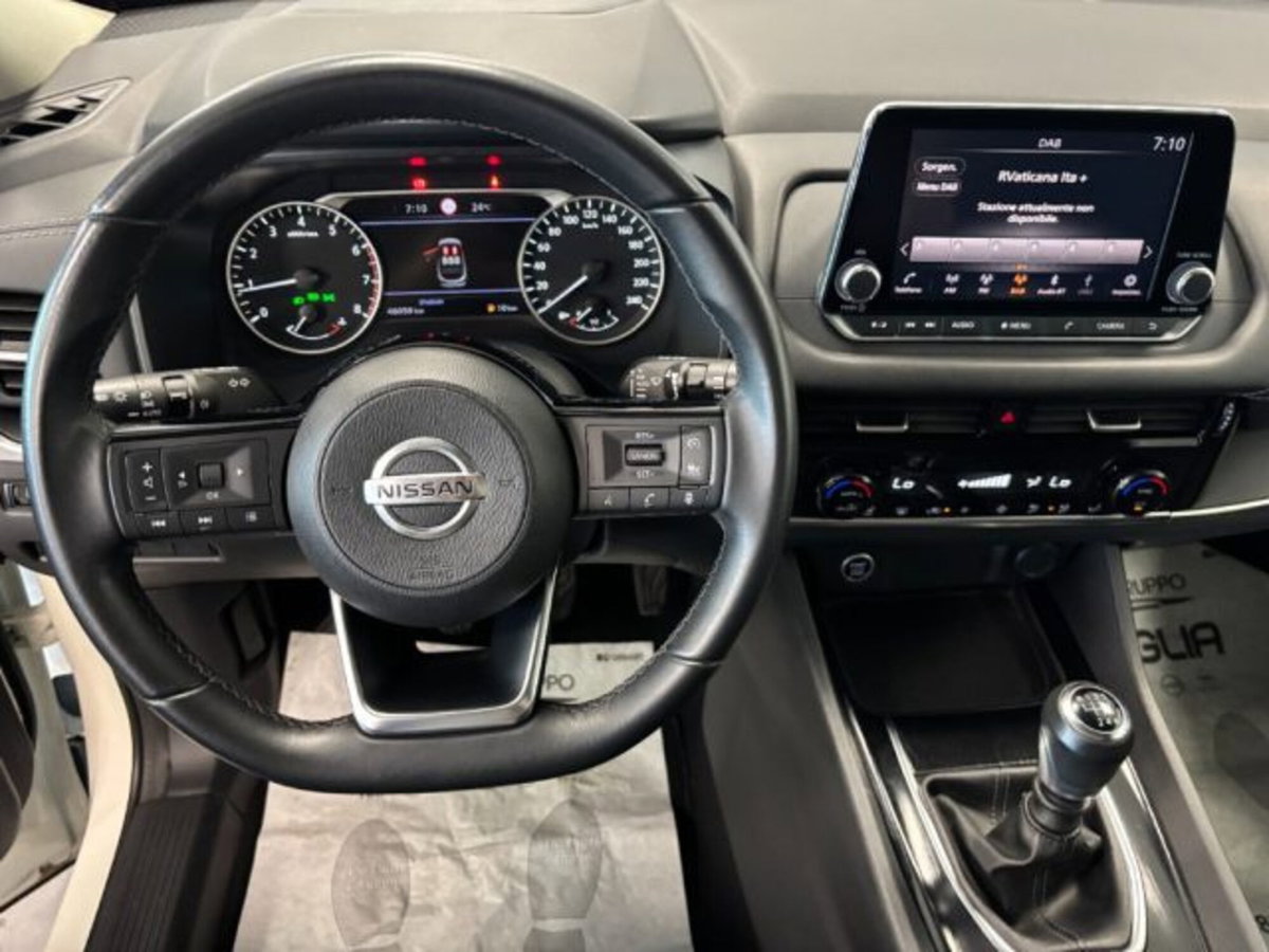 Nissan Qashqai 1.3 mhev Acenta 2wd 140cv (7)