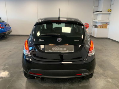 Lancia Ypsilon 1.0 FireFly 5 porte S&S Hybrid Ecochic Gold (18)
