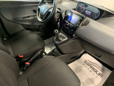 Lancia Ypsilon 1.0 FireFly 5 porte S&S Hybrid Ecochic Gold (8)