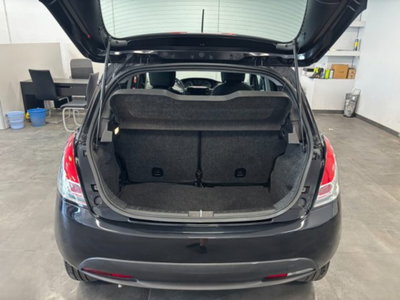 Lancia Ypsilon 1.0 FireFly 5 porte S&S Hybrid Ecochic Gold (14)