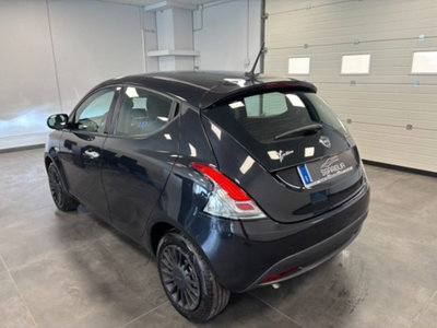 Lancia Ypsilon 1.0 FireFly 5 porte S&S Hybrid Ecochic Gold (6)