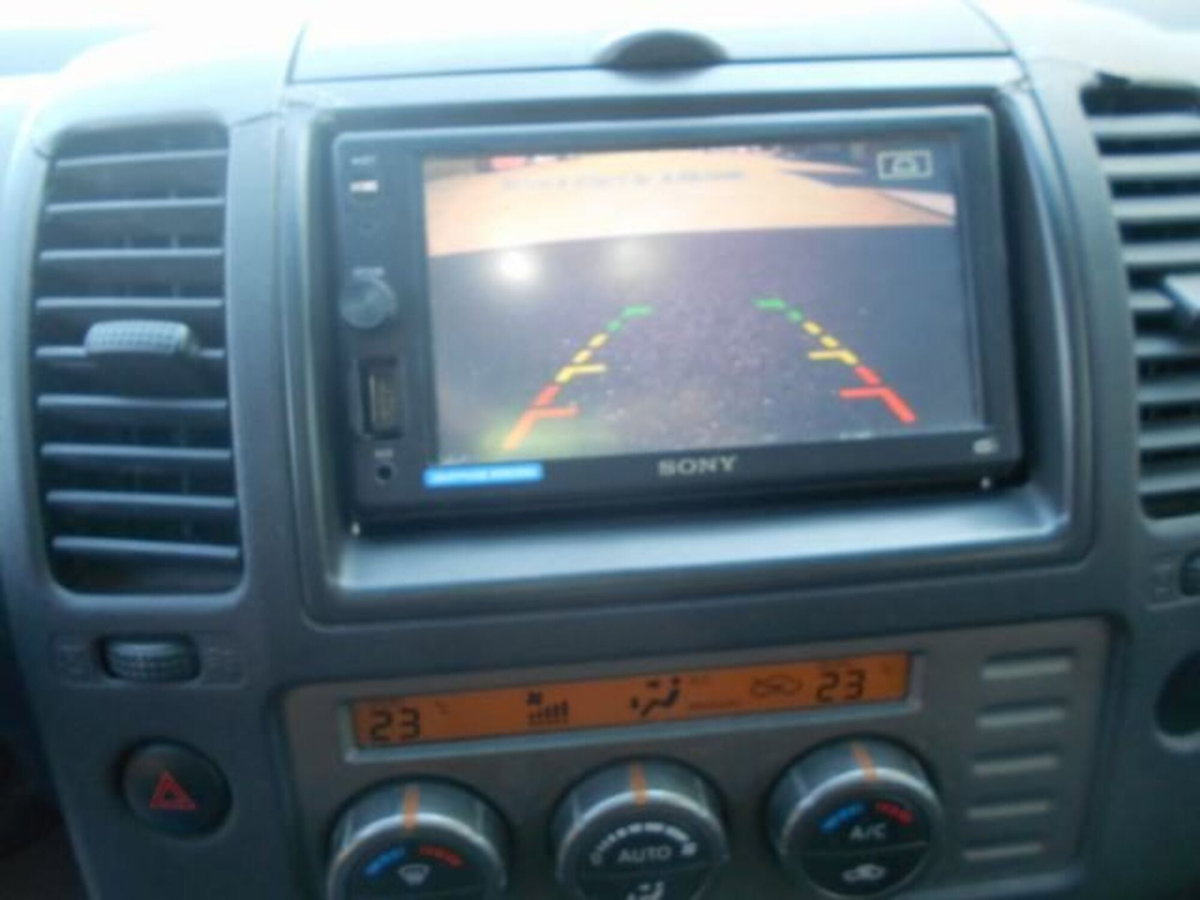 Nissan Navara 2.5 dCi 190CV 4 porte Double Cab Sport (10)
