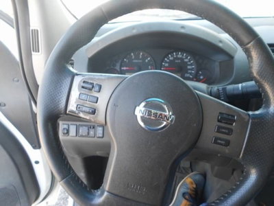 Nissan Navara 2.5 dCi 190CV 4 porte Double Cab Sport (9)