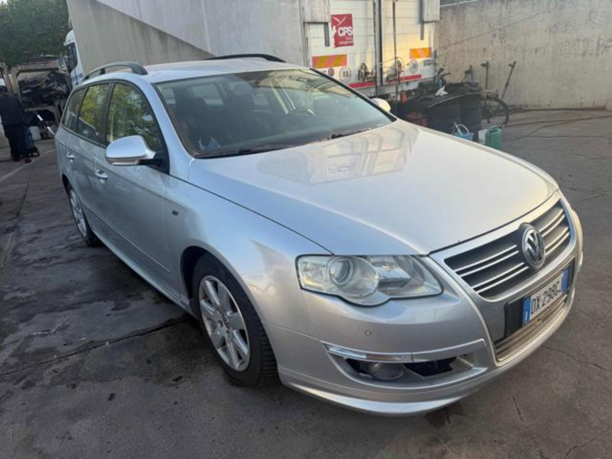 Volkswagen Passat Variant 2.0 TDI DPF DSG Highline (3)