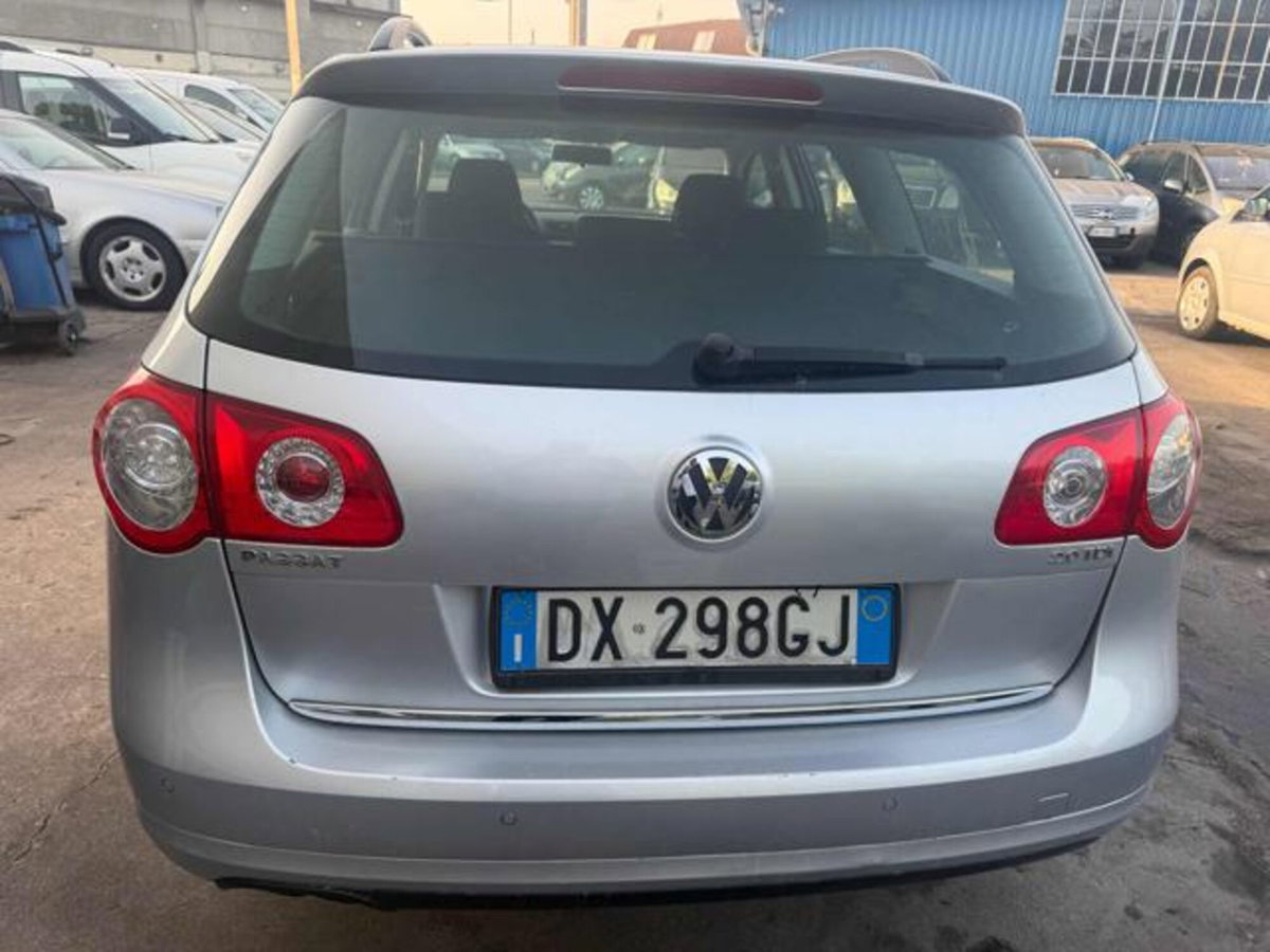 Volkswagen Passat Variant 2.0 TDI DPF DSG Highline (5)