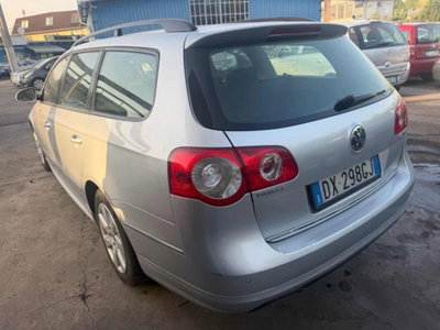 Volkswagen Passat Variant 2.0 TDI DPF DSG Highline (6)