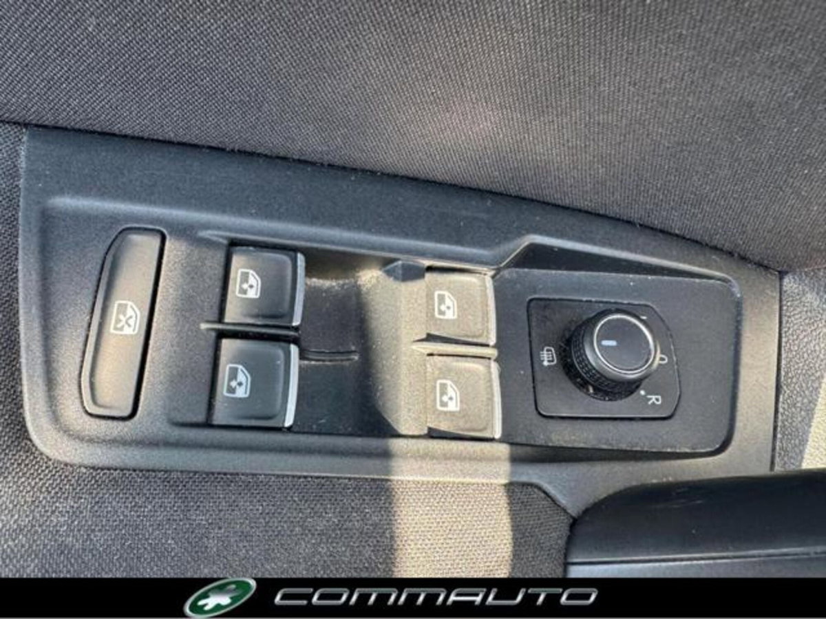 Volkswagen Tiguan Allspace 2.0 TDI SCR DSG 4MOTION Business BMT (14)
