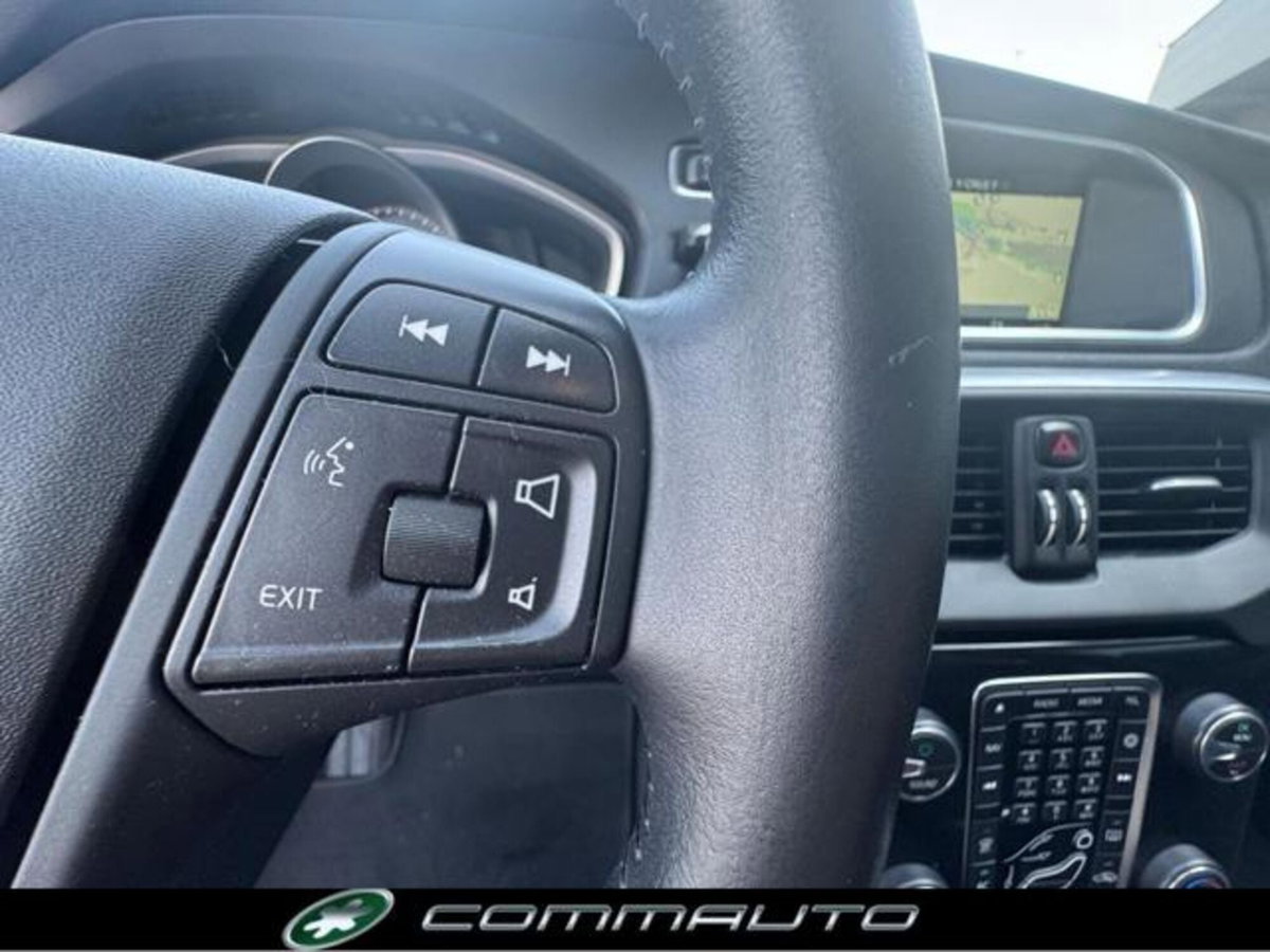 Volvo V40 D2 Geartronic Business (16)