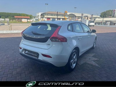 Volvo V40 D2 Geartronic Business (2)