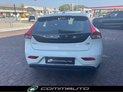 Volvo V40 D2 Geartronic Business (3)