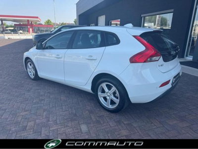 Volvo V40 D2 Geartronic Business (4)