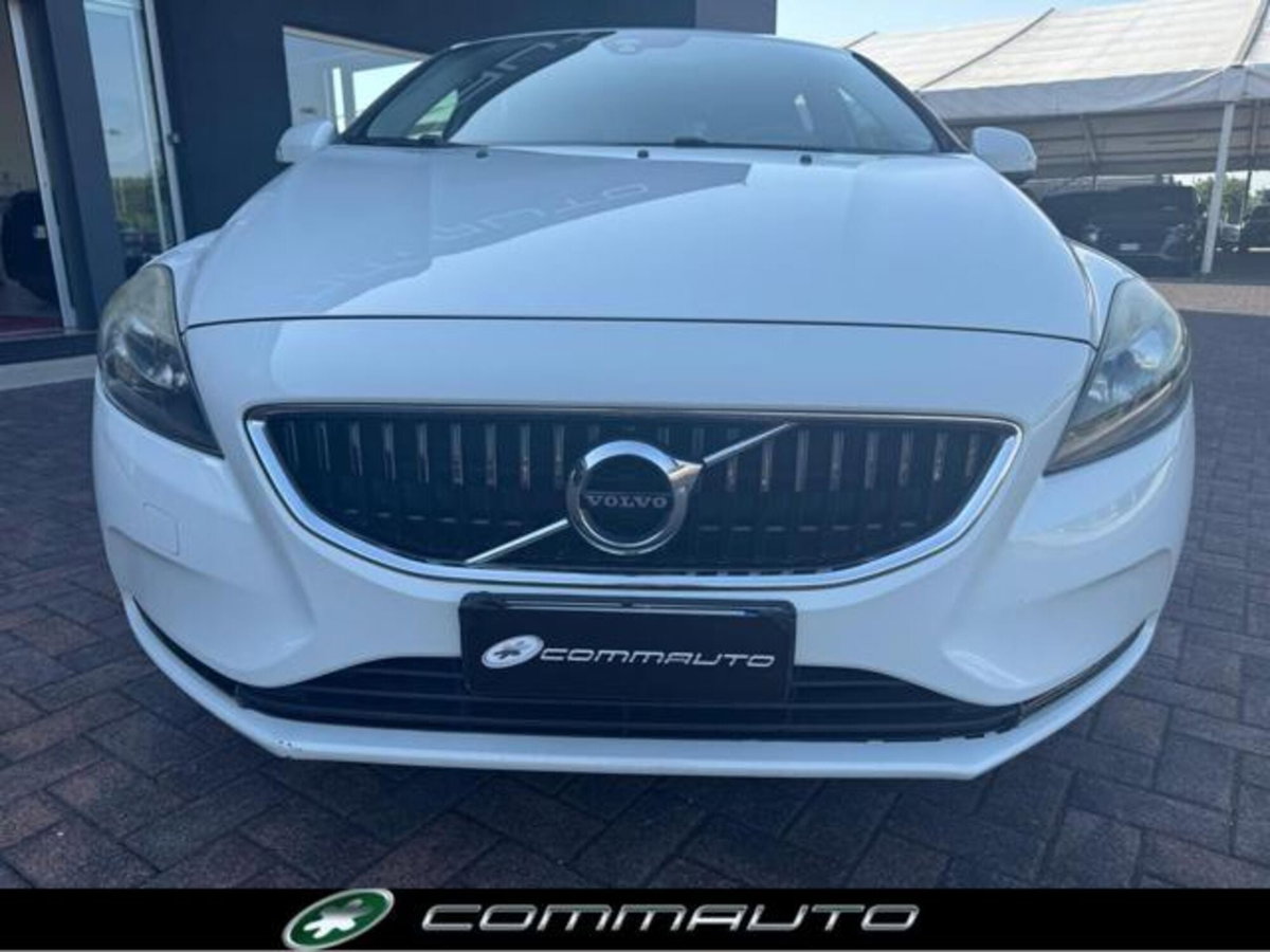 Volvo V40 D2 Geartronic Business (5)