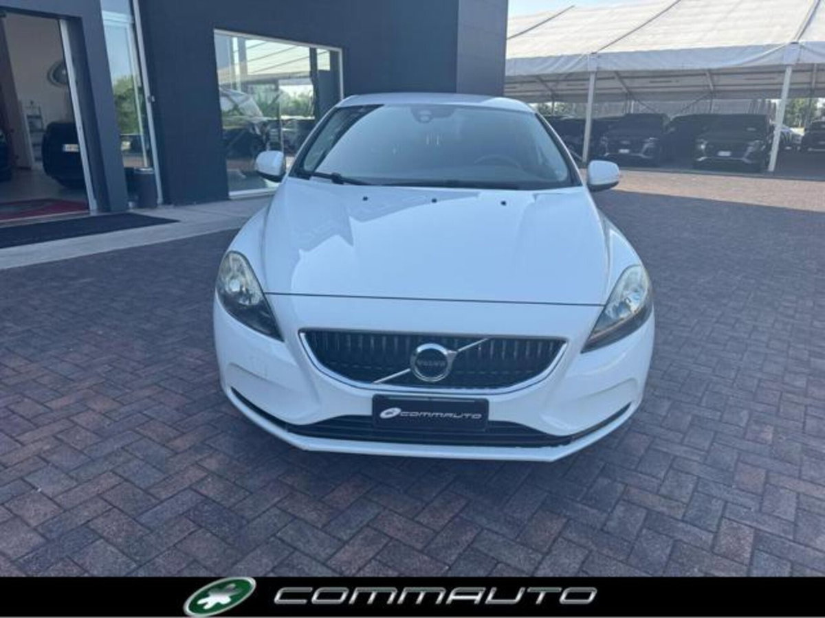 Volvo V40 D2 Geartronic Business (6)