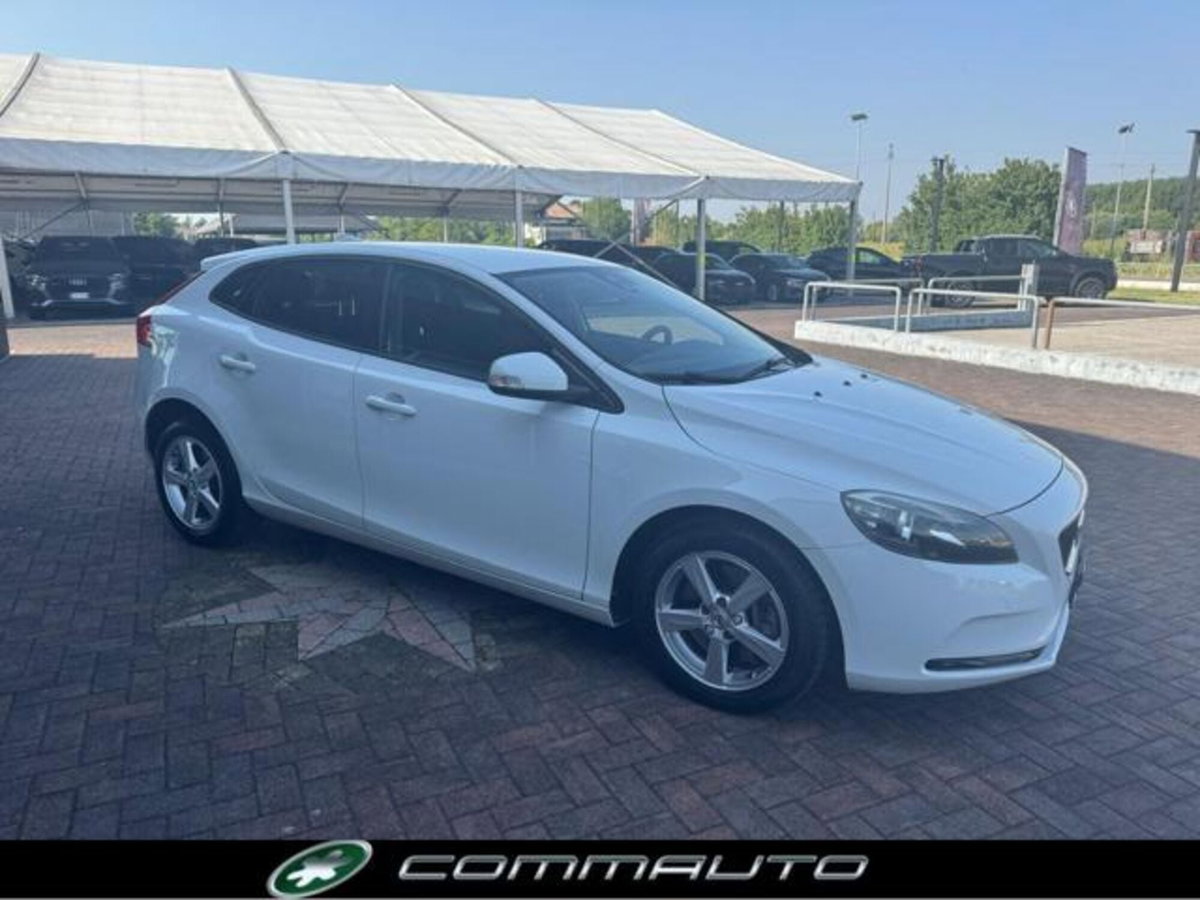 Volvo V40 D2 Geartronic Business (8)