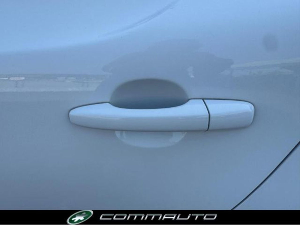 Volvo V40 D2 Geartronic Business (9)