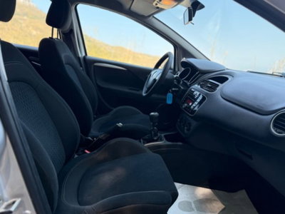 Fiat Punto 1.2 8V 5 porte Lounge (15)