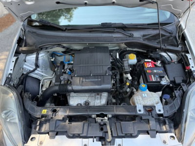 Fiat Punto 1.2 8V 5 porte Lounge (19)