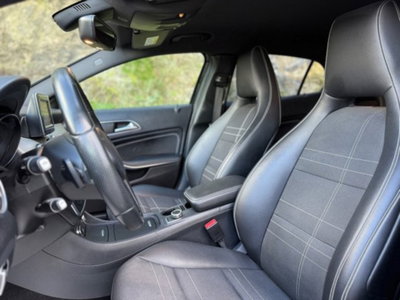 Mercedes-Benz GLA SUV 200 d Automatic Premium (14)
