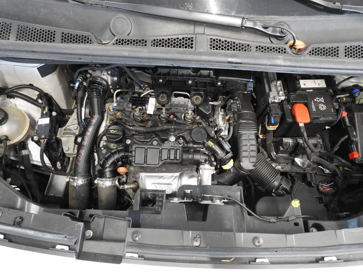 Peugeot Partner BlueHDi 120 S&S Active (11)