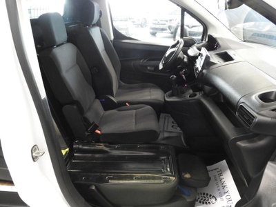 Peugeot Partner BlueHDi 120 S&S Active (16)