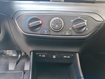 Hyundai i20 1.2 Gpl Connectline mt (11)