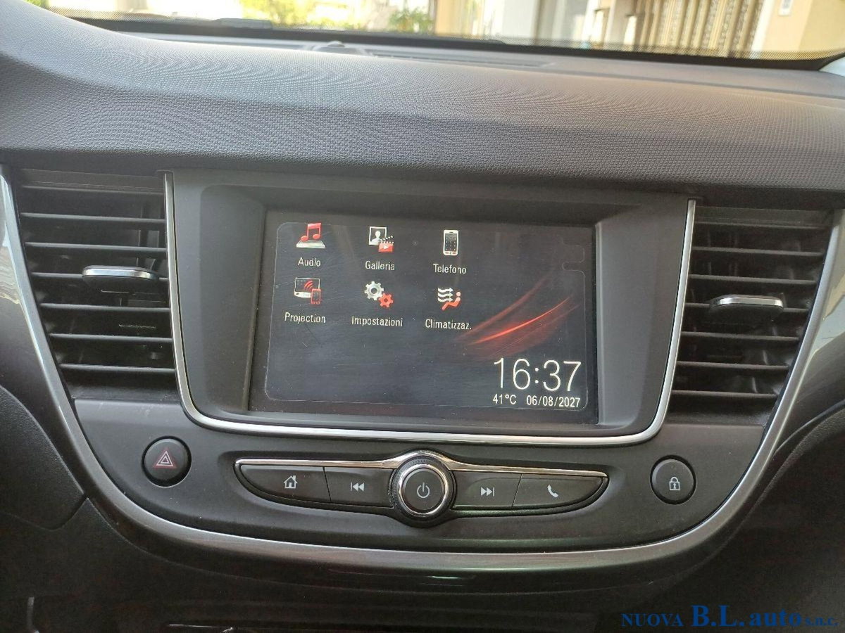 Opel Crossland X 1.2 12V Innovation (11)