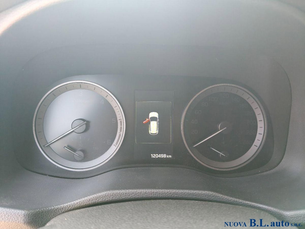 Hyundai Tucson 1.7 CRDi DCT XPossible (16)