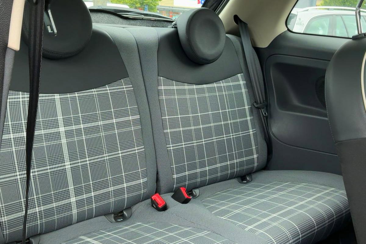 Fiat 500 1.2 Lounge (11)