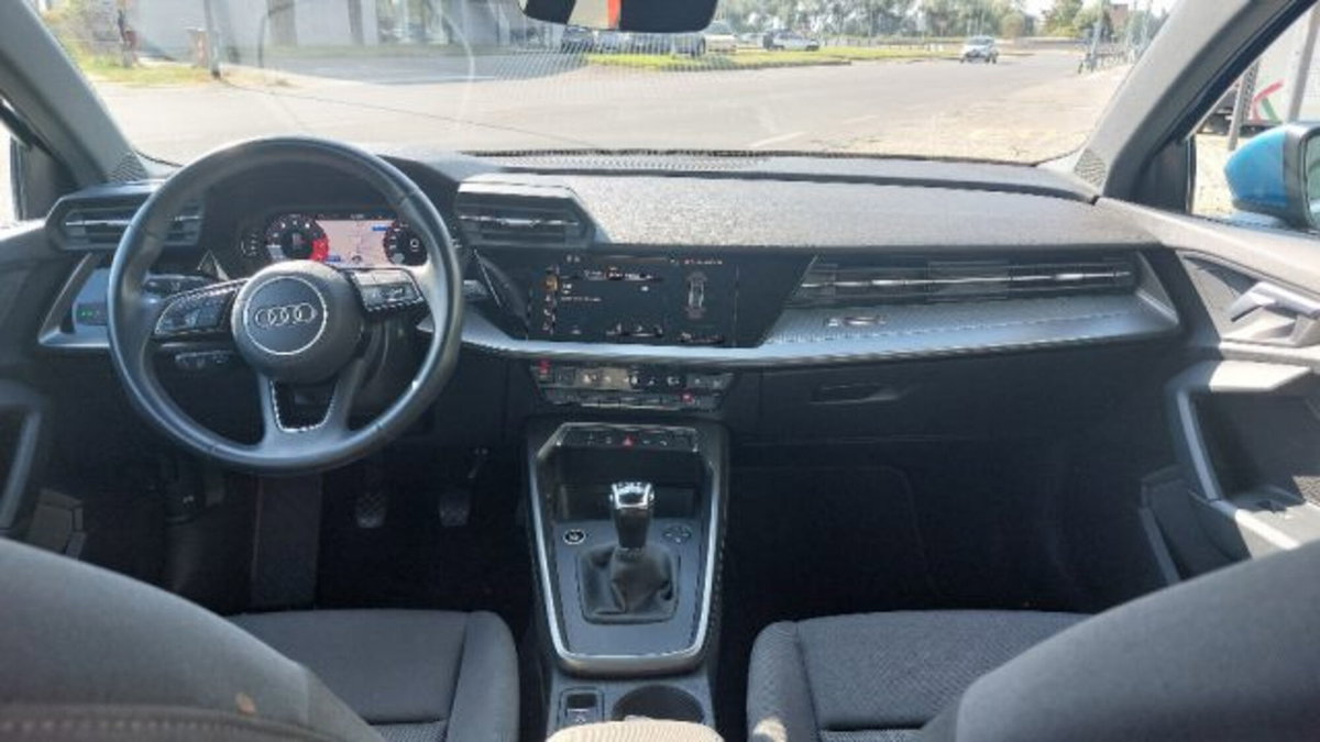 Audi A3 Sportback 30 TFSI Business Advanced (10)