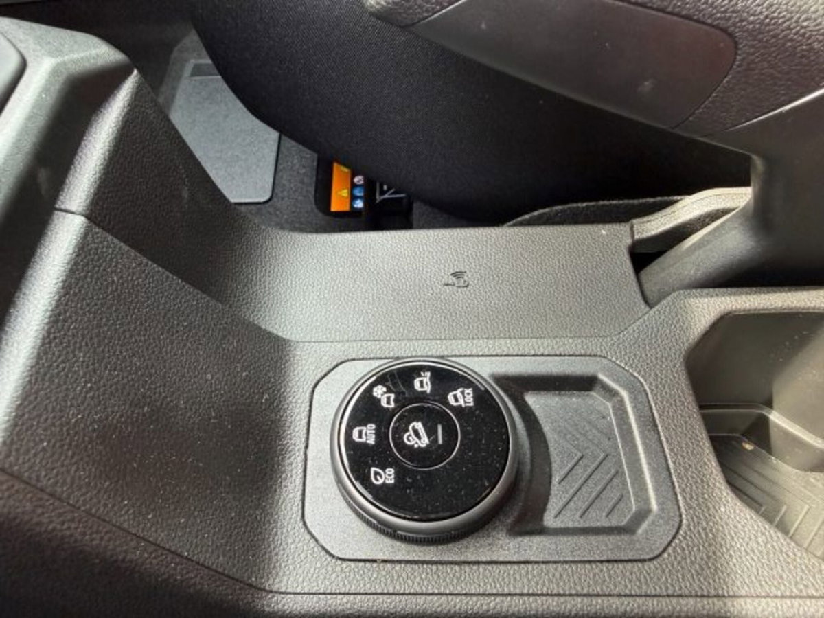 Dacia Duster 1.3 TCe FAP 4x4 Comfort (18)