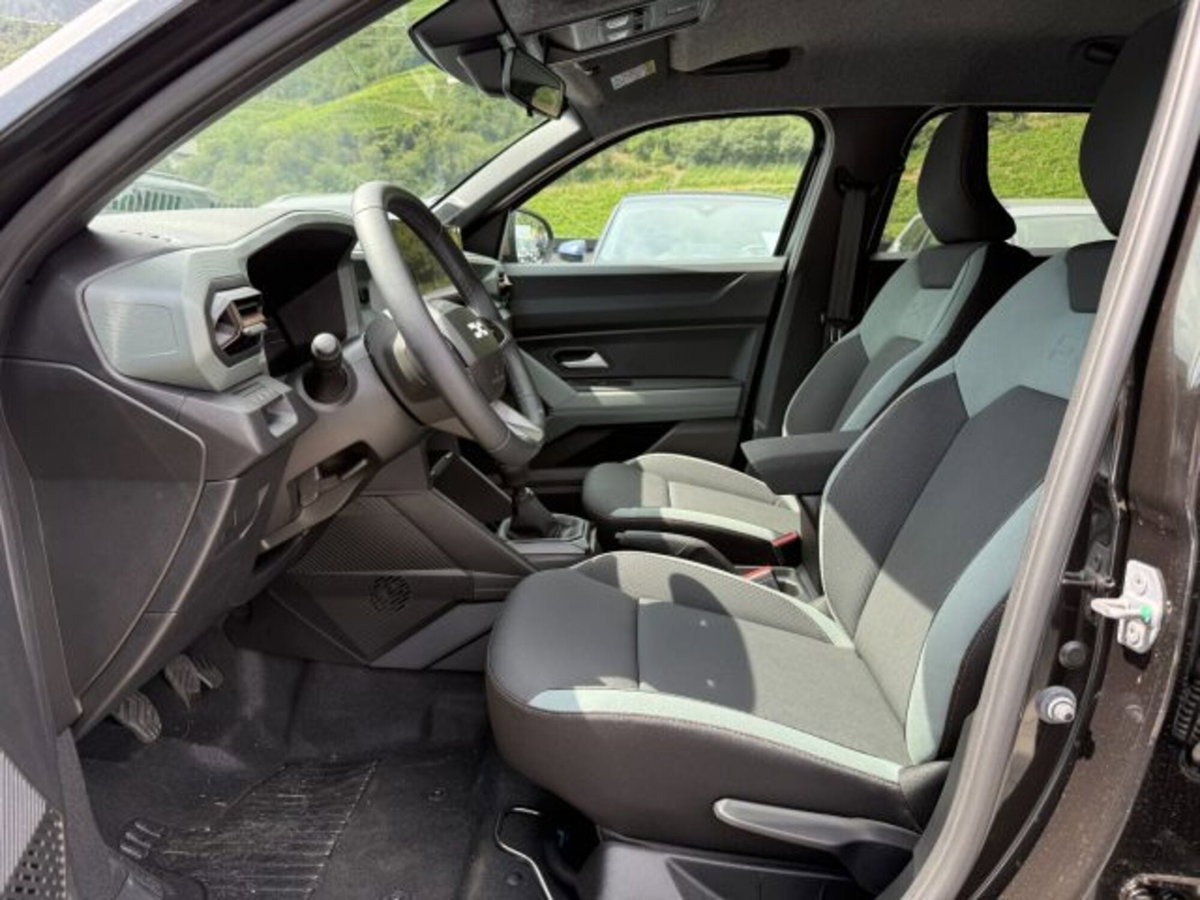 Dacia Duster 1.3 TCe FAP 4x4 Comfort (4)