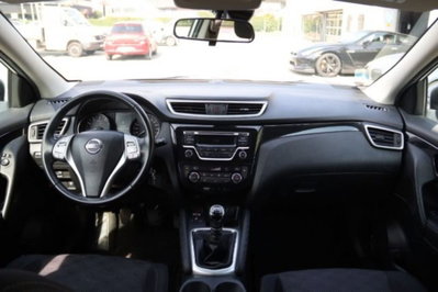 Nissan Qashqai 1.2 DIG-T N-Connecta (12)