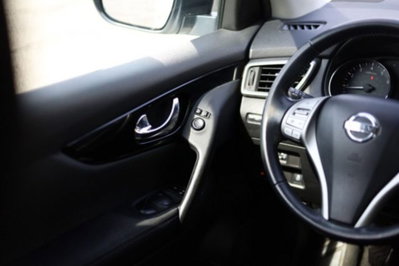 Nissan Qashqai 1.2 DIG-T N-Connecta (16)