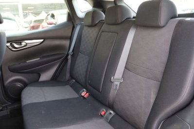 Nissan Qashqai 1.2 DIG-T N-Connecta (7)