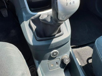 Ford Fiesta Ikon 1.4 5 porte Bz.- GPL (11)