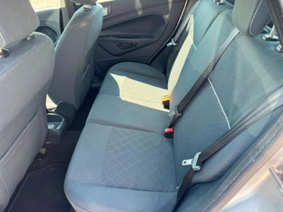 Ford Fiesta Ikon 1.4 5 porte Bz.- GPL (14)