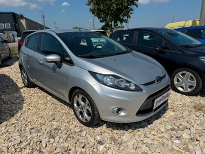 Ford Fiesta Ikon 1.4 5 porte Bz.- GPL (2)