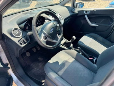 Ford Fiesta Ikon 1.4 5 porte Bz.- GPL (9)