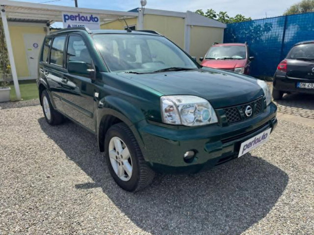 Nissan X-Trail 2.2 dCi Wild 4X2 (2)