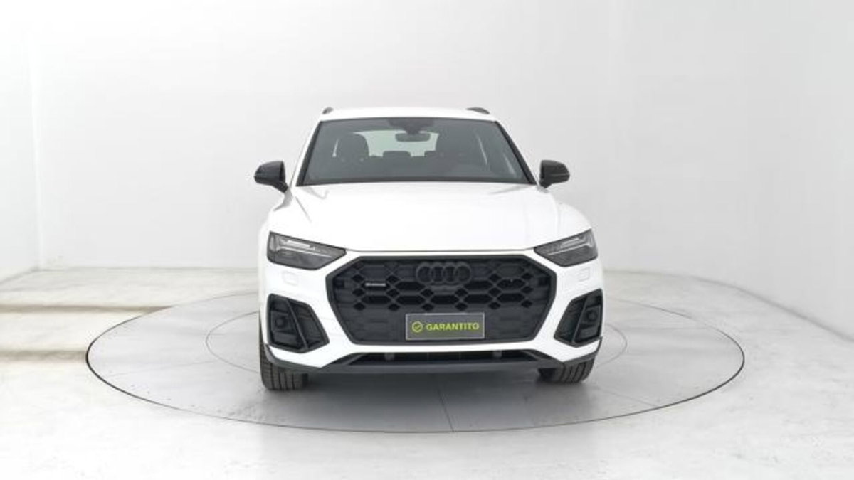 Audi Q5 40 2.0 tdi mhev 12V S line quattro s-tronic (8)