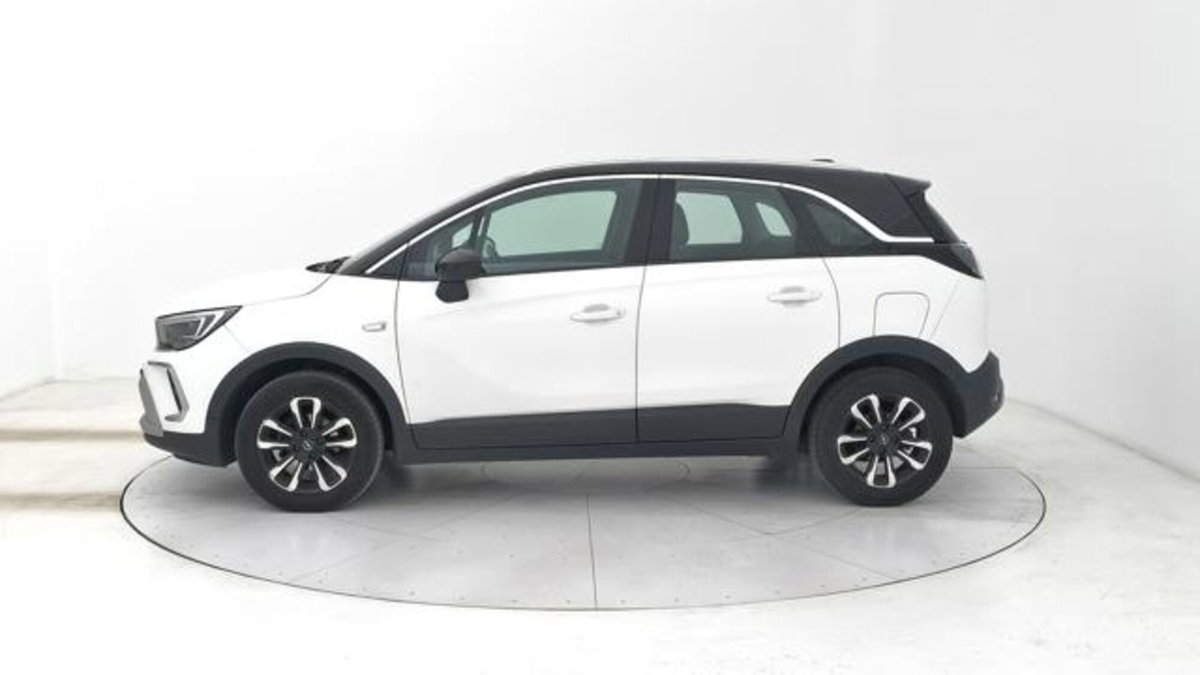 Opel Crossland 1.5 ecotec Elegance 110cv (2)