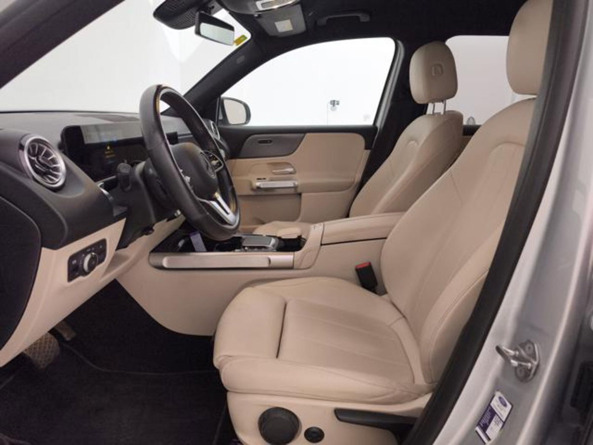 Mercedes-Benz GLB 220 d Automatic 4Matic Sport Plus (11)